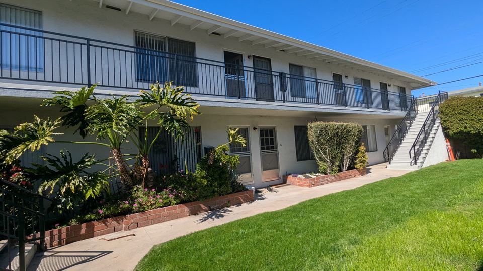 Santa Monica apartment walkway repair completed with SB 721 inspection